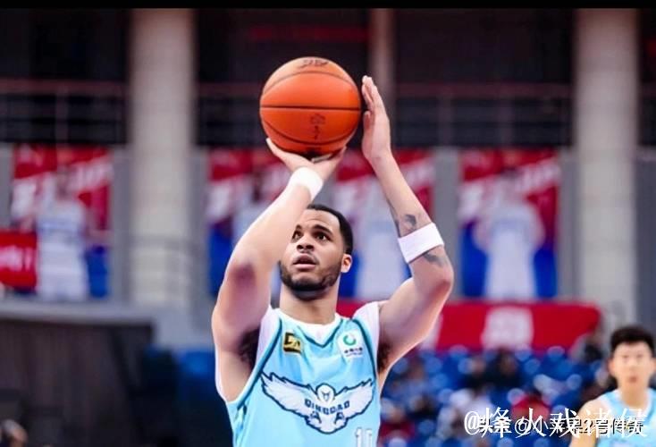 CBA-韦瑟斯庞25+9+6 米奇23+15 深圳战胜青岛